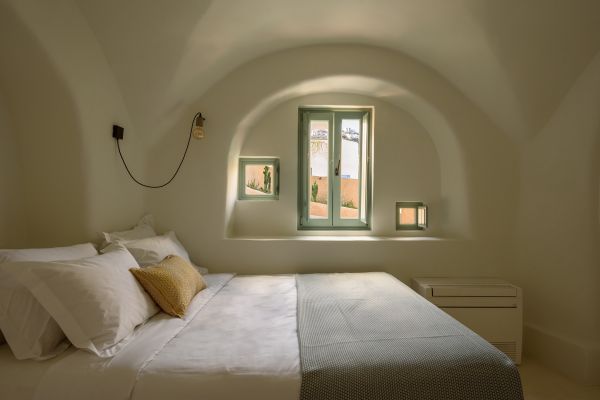 potamoshousesantorini2020-131C4D6C794-CBE8-CA5B-A9FB-3532CACB9977.jpg