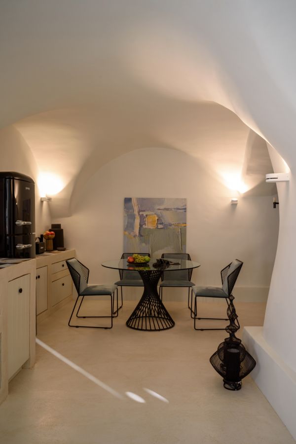 potamoshousesantorini2020-35109A97B6-3082-B37C-4DBB-FF4B85BDDAEE.jpg